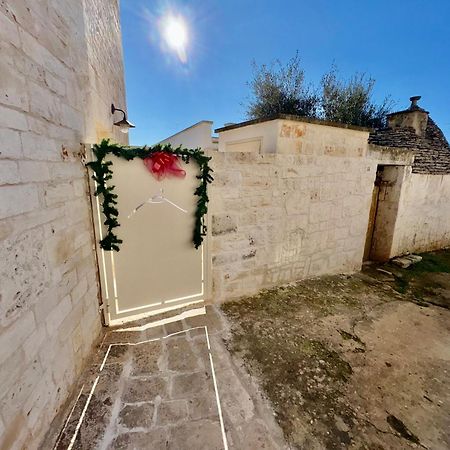 אלברובלו Trulli Lithos Suite מראה חיצוני תמונה