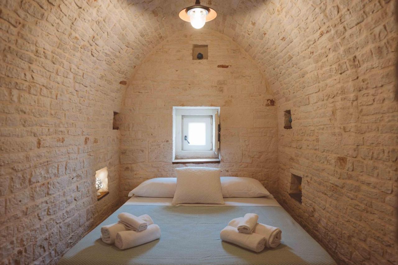אלברובלו Trulli Lithos Suite מראה חיצוני תמונה