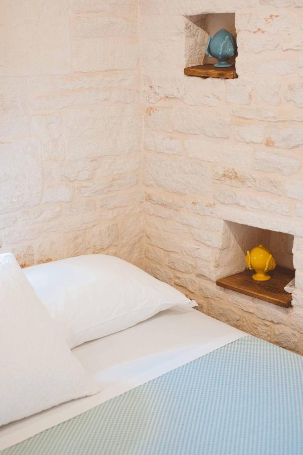 אלברובלו Trulli Lithos Suite מראה חיצוני תמונה