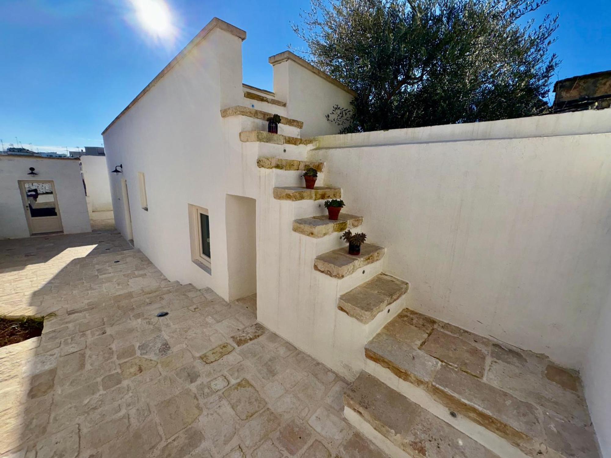 אלברובלו Trulli Lithos Suite מראה חיצוני תמונה